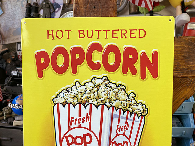 ポップコーン看板 ポップコーン ブリキ看板 （クリスプ＆デリシャス）の通販・販売