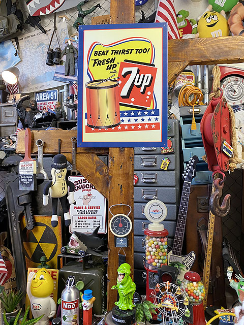 7UP セブンアップ ブリキ看板 （BEAT THIRST TOO!）の通販・販売