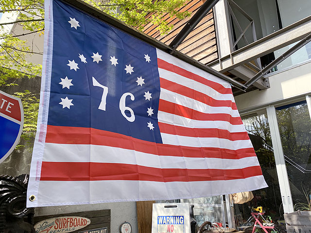 アメリカの昔の76星条旗 ベニントンフラッグの通販・販売
