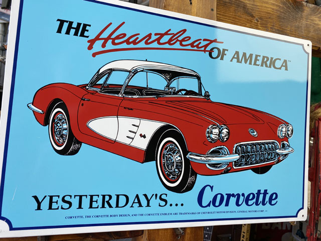 シボレー コルベット ブリキ看板 （ハート ビート オブ アメリカ）の