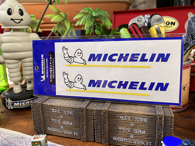 ミシュラン ビバンダムロゴの抜きステッカー Sサイズの通販・販売