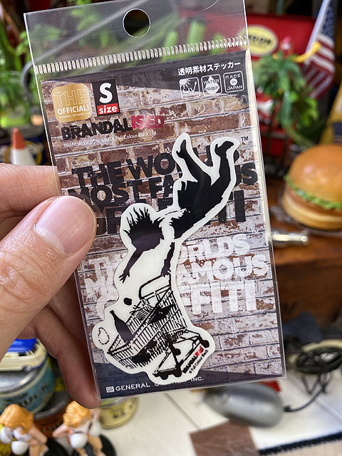 バンクシー ストリートアート オフィシャルステッカー （ショップ