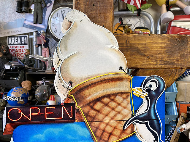 □電飾看板□ソフトクリーム 看板照明 屋台オブジェ 販売致します♪