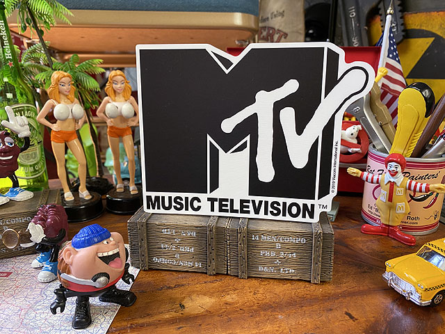 MTV ロゴ ダイカットウォールステッカー （ブラック）の通販・販売