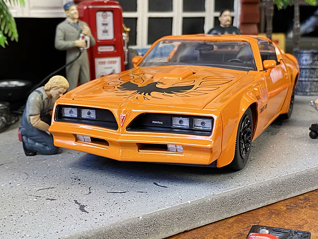 【JADA】ポンティアック ファイヤーバード 1/24 モデルカー 超希少！ 楽天市場】JADA TOYS ミニカー 1977 ポンティアック ファイヤー