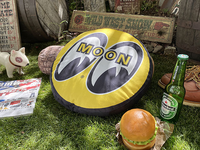 ムーンアイズ アイボール クッションの通販・販売 | アメリカ雑貨の