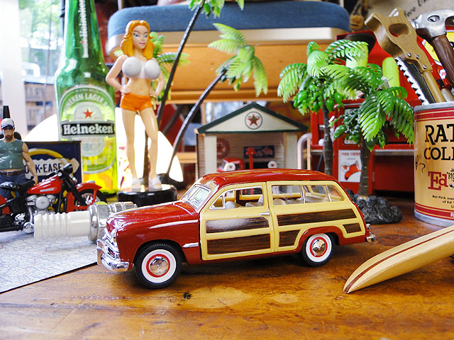 ビッグスケール　フォード　ウッディワゴン　アメ車　レア！　美品 ビッグスケール フォード ウッディワゴン アメ車 レア！ 美品