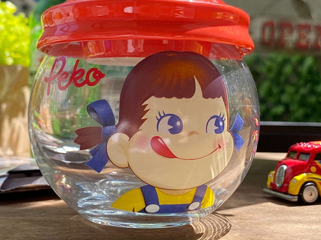 ペコちゃん メリーゴーランド お菓子入れ 非売品 キャンディポット レア