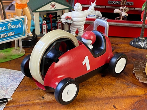 ヴィンテージトイカー　テープディスペンサー　（レッド）|文房具/ボールペン/フォトフレーム|もはや店長すら迷子になるアメ雑ジャングル