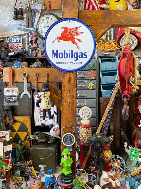 モビール Mobil ペガサス ネオン 看板 オイル ブリキ シェビー 店舗