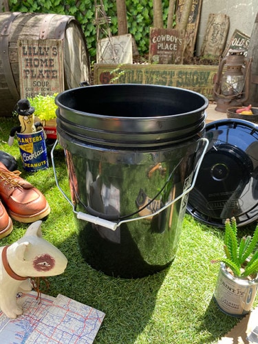 米国リークタイト社　5ガロン　バケツ　フタ付き　MADE IN U.S.A.　（ブラック）|ガレージ演出グッズ/道具/工具|男の秘密基地作りに！ガレージング雑貨