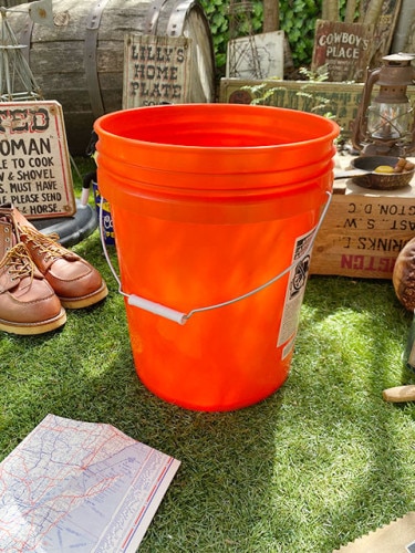 米国リークタイト社　5ガロン　バケツ　MADE IN U.S.A.　（オレンジ）　※フタは別売|ガレージ演出グッズ/道具/工具|男の秘密基地作りに！ガレージング雑貨