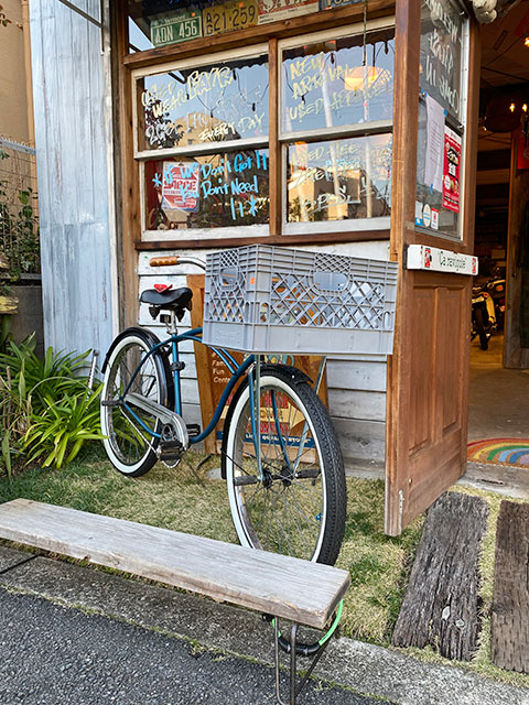 自転車の前カゴ用ステー 映画 E.T. に登場したBMXみたいなミルク