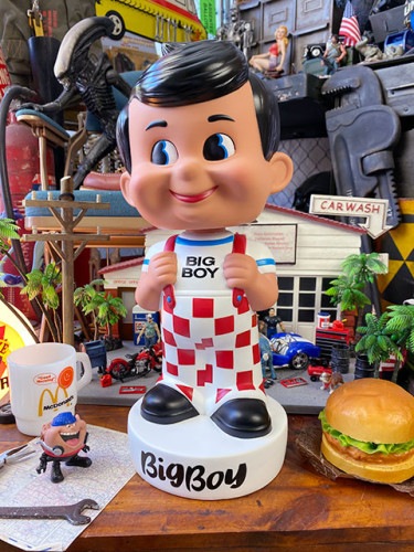 ファンコポップ バースデー ロナルド・マクドナルド フィギュア