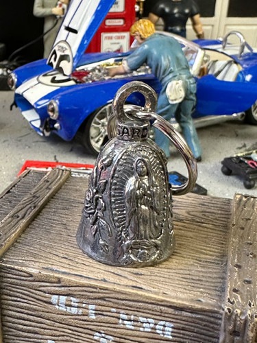 アメリカのバイカーのお守り　ガーディアンベル　（グアダルーペ・マリア）　MADE IN U.S.A.|キーホルダー/ガーディアンベル|男の秘密基地作りに！ガレージング雑貨