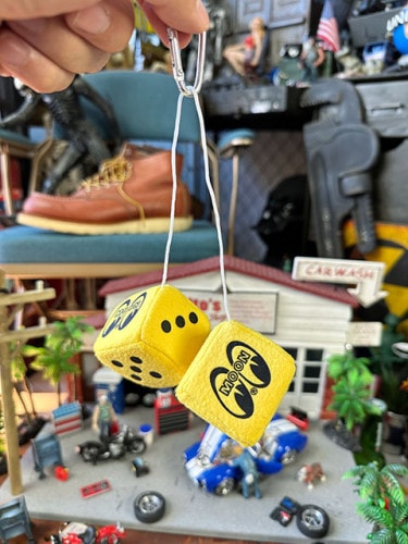 ムーンアイズ　ミニファジーダイス　（イエロー）|ムーンアイズグッズ|男の秘密基地作りに！ガレージング雑貨