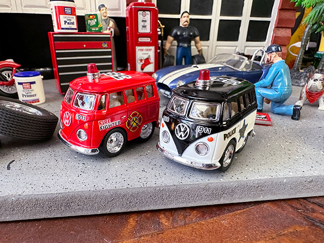 ファニーワーゲンバス ダイキャストミニカー （ポリスカーと消防車の2 