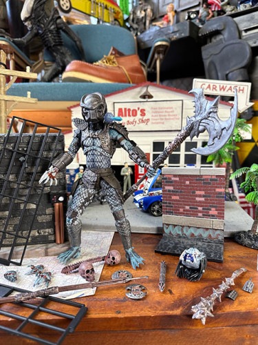 NECA　映画　プレデター2　ウォーリアープレデター　アルティメット　7インチアクションフィギュア|映画関連グッズ|もはや店長すら迷子になるアメ雑ジャングル