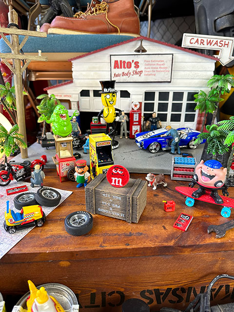 M&M's ラウンドチョコワッペン ミニサイズ （レッド）の通販・販売