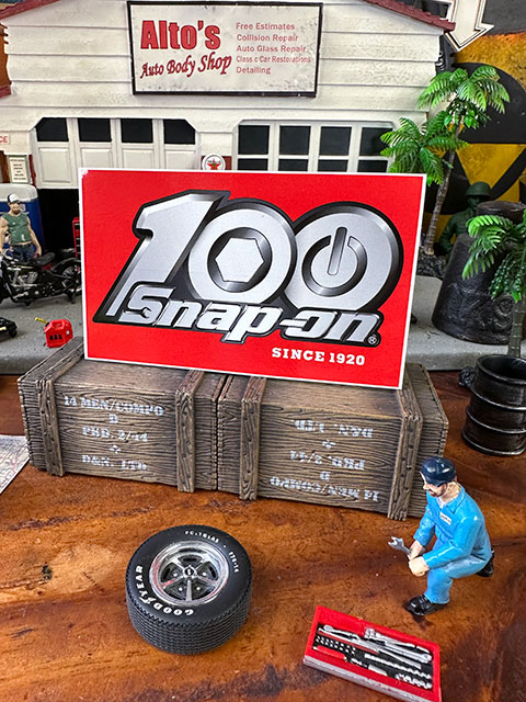 スナップオン ステッカー （100周年ロゴ/レッド）の通販・販売 