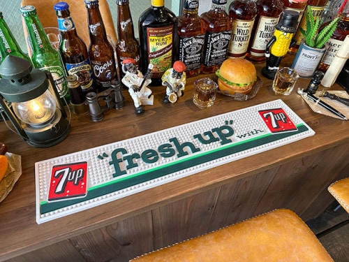 7UP　セブンアップ　バーマット　（ホワイト）|パブグッズ/バーグッズ/お酒関連グッズ