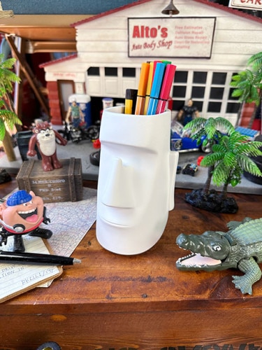 モアイ像　ペンスタンド　グラスホルダー　メガネホルダー|文房具/ボールペン/フォトフレーム|もはや店長すら迷子になるアメ雑ジャングル