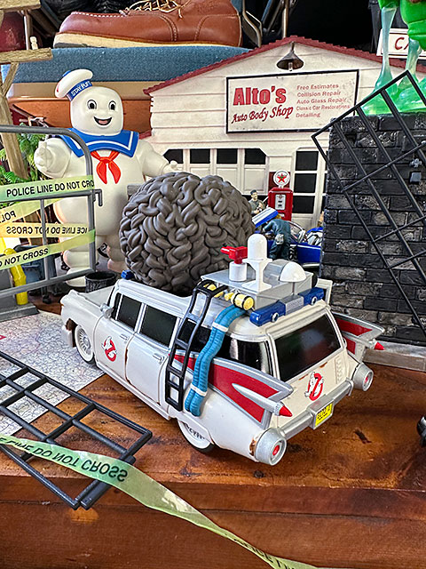ゴーストバスターズ フィギュア　ECTO-1 & トレヴァー ファンコポップ Ghostbusters: Afterlife - Ecto-1 with Trevor Super Deluxe