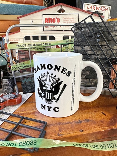 ラモーンズ　オフィシャルマグカップ　320ml　パンクロック|海外ミュージシャングッズ/音楽関連グッズ|もはや店長すら迷子になるアメ雑ジャングル