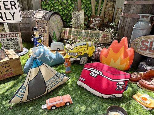 キャンプモチーフクッション　（5個セット）　焚き火　クーラーボックス　ティピテント　オフロード車　マウンテン|ルームアイテム/クッション/フリース|生活雑貨/キッチン雑貨