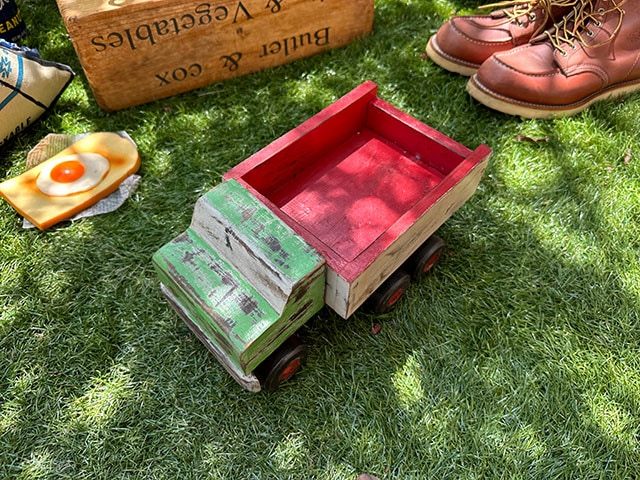 ダンプトラック 木彫り人形 ウッドカービングの通販・販売 | アメリカ