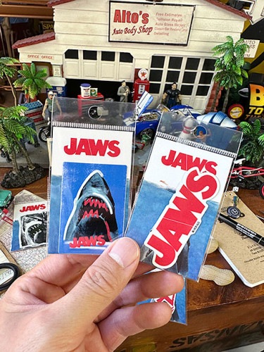 ジョーズ　ダイカットビニールステッカー　Sサイズ　（2種セット）|キャラクターステッカー|ステッカー