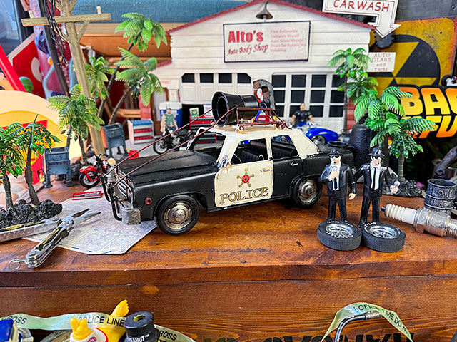 ブルースブラザーズ ブルースモービル ブリキオブジェ ダッジ モナコの