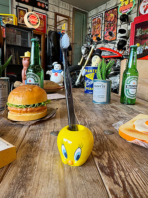 トゥイーティー 歯ブラシ立て TWEETY Looney tunes お値下げ可 トゥイーティー 歯ブラシスタンド ルーニーテューンズの通販