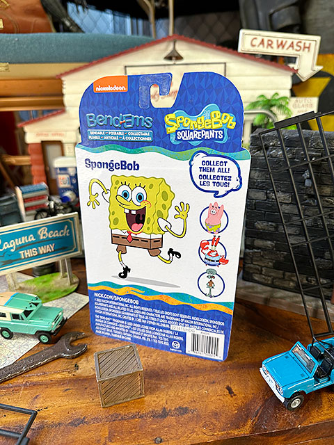 スポンジボブ フィギュア4体セット ベンダブルフィギュア 新品、未開封