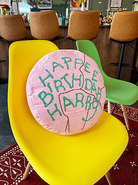 Harry Potter Rubeus Hagrid HAPPEE BIRTHDAE Birthday Cake