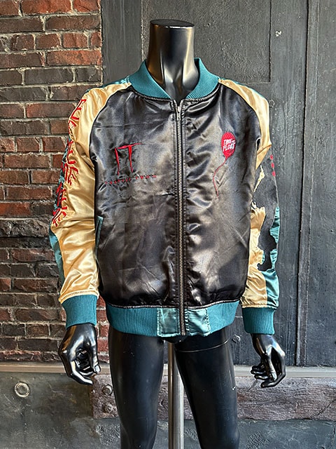 【新品♪入手困難】映画 it ペニーワイズ 折りたたみ傘 濡れたら色が変わる 1000706314_j1.jpg?w=987&fm=webp