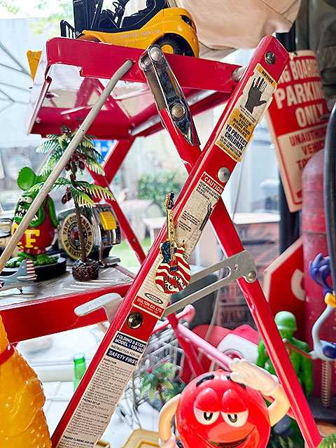 エルヴィス・プレスリー ギター メタル マグネットの通販・販売