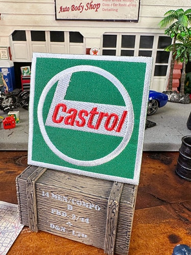 カストロール　ワッペン　（スクエア）|ワッペン|男の秘密基地作りに！ガレージング雑貨