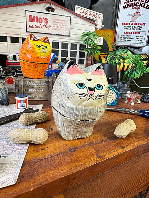 立ちネコ ペーパーマッシュ （グレー） 猫 小物入れの通販・販売