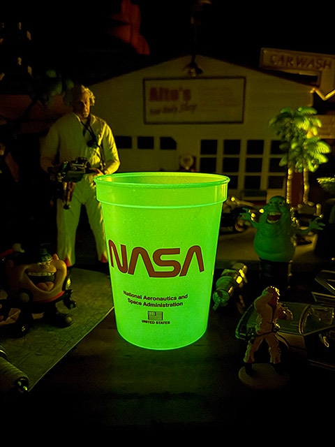 暗闇で光る！ 蓄光 NASA アストロ グロー カップ MADE IN U.S.A.の通販
