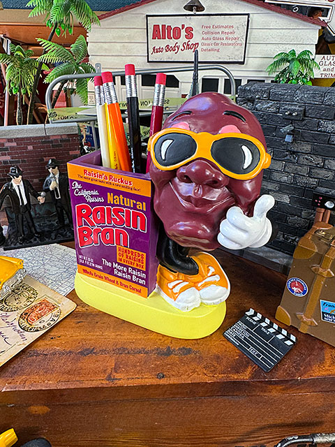 カリフォルニアレーズン ポリレジン スタチューの通販・販売