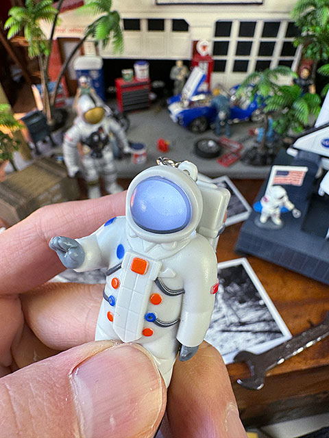 キッカーランド しゃべる＆光る！ 宇宙飛行士 アストロノート
