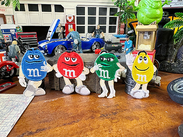 M&M's キャラクターワッペン ミニサイズ （4色セット）の通販・販売