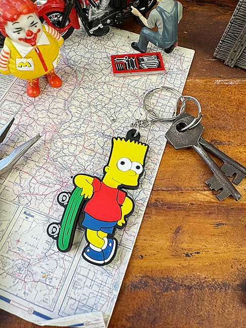 シンプソンズ バート ラバーキーホルダー （スケボー）の通販・販売