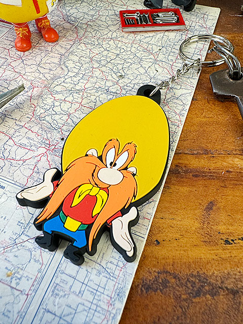 ルーニー・テューンズ ヨセミテ・サムじゃらじゃらキーホルダー LOONEYTUNES キーホルダー バックチャーム【ルーニー