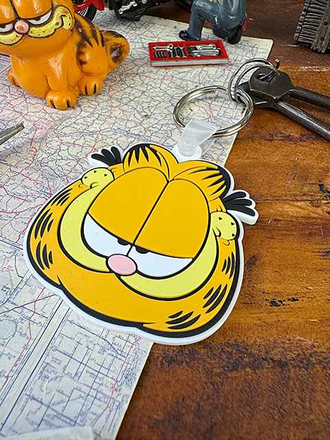 フェイスマグ ガーフィルド ガーフィールド】フェイスポーチ | colourz