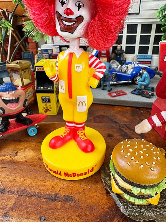 2021年★アメリカマクドナルド看板両面★ディスプレイ　アメトイ FUNKO ファンコ ロナルド・マクドナルド ボビングヘッドの通販