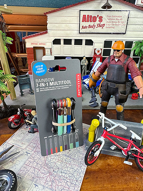 kikkerland マルチツール&調味料入れ キッカーランド レインボー 7-in-1 マルチツール サイクリスト 携帯