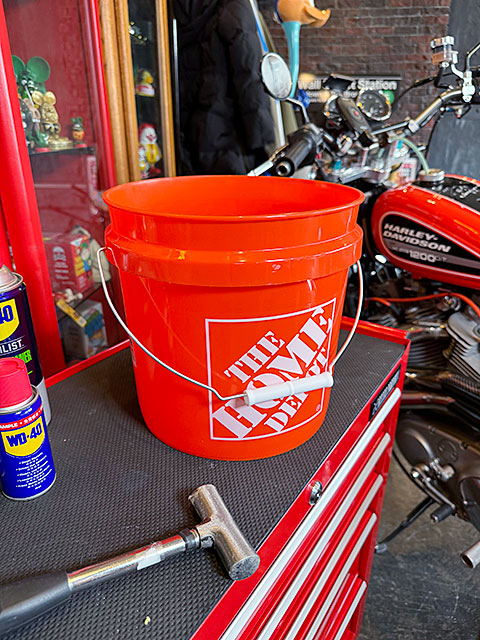 ホームデポ ガレージバケツ Sサイズ 7.5L 2ガロン MADE IN U.S.A. 洗車