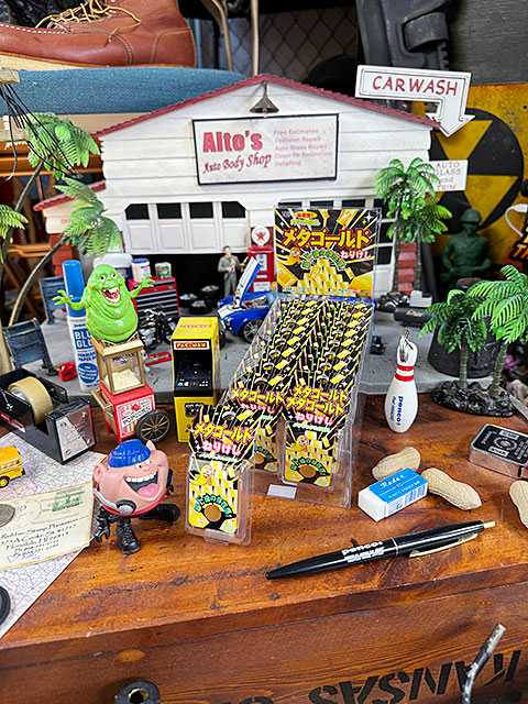 超ド級の存在感！ メタゴールド ねりけしの通販・販売 | アメリカ雑貨